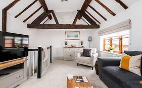 Hideaway Cottage Bewdley With Parking Near The River Severn